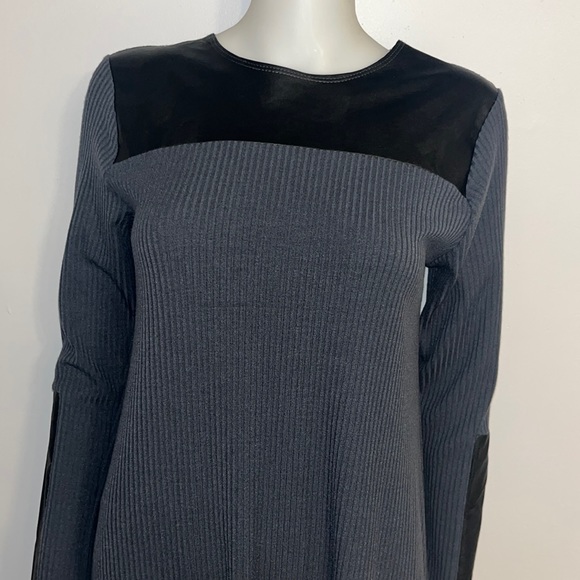 Womens long sleeve dress size Small - Picture 2 of 8